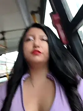 Snapshot of Melyy_Edii chatting on 04/03/26, 10:16 Melyy Edii online show from 04/03/26, 10:16