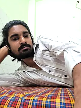 Snapshot of lusty_male69 chatting on 07/05/26, 06:31 lusty male69 online show from 07/05/26, 06:31