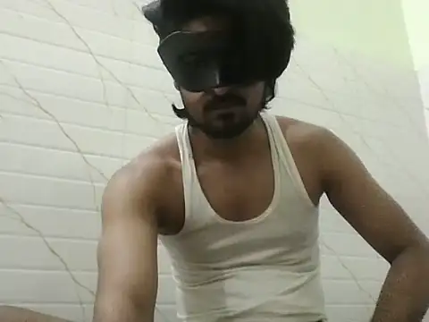 Snapshot of lusty_male69 chatting on 05/26/26, 12:36 lusty male69 online show from 05/26/26, 12:36