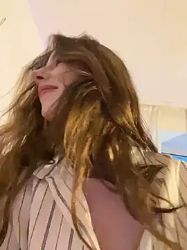 Snapshot of Mary_Leaf chatting on 01/23/25, 06:28 Mary Leaf online show from 01/23/25, 06:28