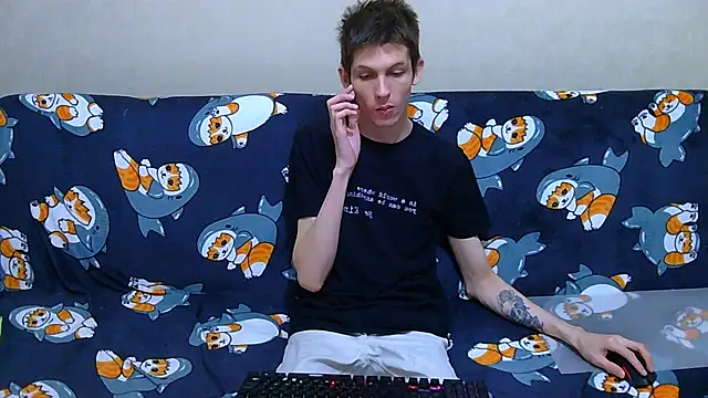 Lester Broo online show from 06/17/26, 09:47