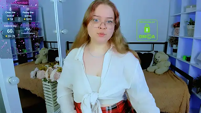 Erica  Alta online show from 11/18/25, 06:50