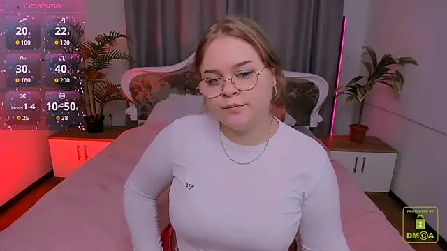 Erica  Alta online show from 11/17/25, 06:50