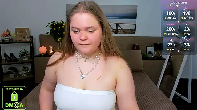 Erica  Alta online show from 03/20/25, 09:37