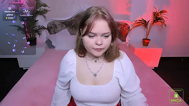 Erica  Alta online show from 09/27/25, 05:46