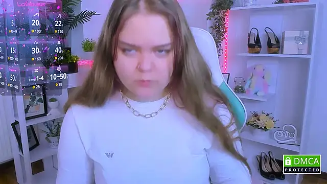 Erica  Alta online show from 12/15/25, 06:52