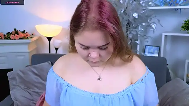 Erica  Alta online show from 12/17/25, 06:51