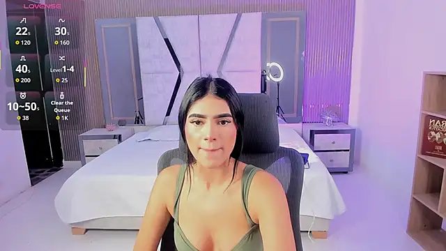 BellaaStorm online show from 10/06/25, 02:18