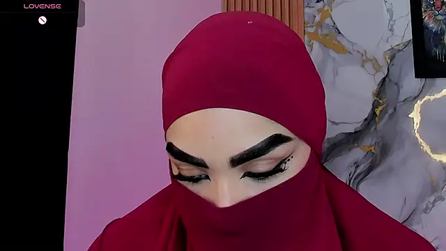 Snapshot of Maissa_Alabi chatting on 06/05/26, 05:18 Maissa Alabi online show from 06/05/26, 05:18