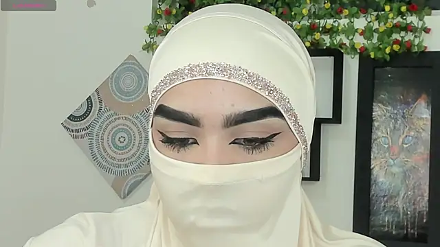 Maissa Alabi online show from 10/20/25, 07:03