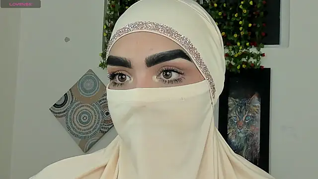 Maissa Alabi online show from 10/30/25, 07:55