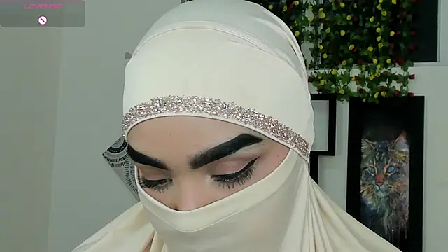 Maissa Alabi online show from 11/19/25, 07:36