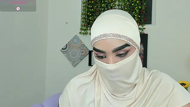 Maissa Alabi online show from 11/13/25, 06:56