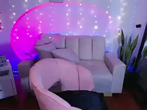 victoria ricci a online show from 03/20/25, 01:02