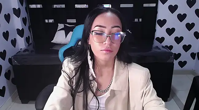 victoria ricci a online show from 02/19/25, 05:49