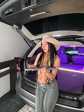 ahri moon1 online show from 10/30/25, 01:31