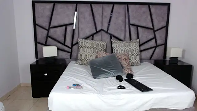 ilitzy cardona online show from 03/12/25, 10:07