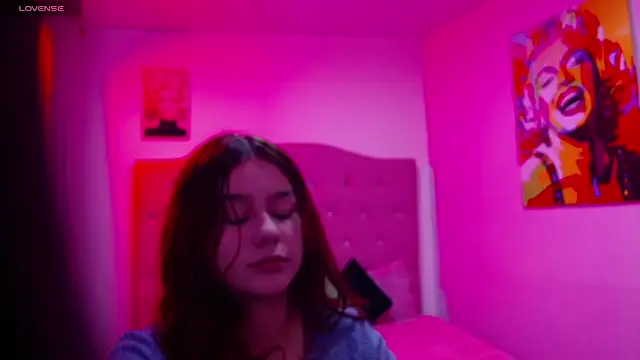 candyre online show from 03/06/25, 01:14