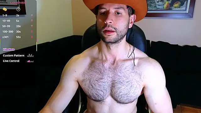 Snapshot of hairyncuteass chatting on 10/11/25, 01:06 hairyncuteass online show from 10/11/25, 01:06