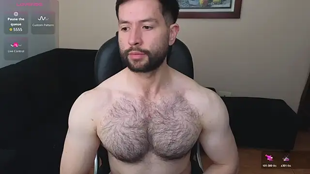 Snapshot of hairyncuteass chatting on 05/19/26, 02:24 hairyncuteass online show from 05/19/26, 02:24