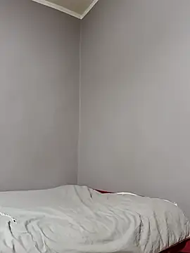 larzik94 online show from 03/10/26, 08:46