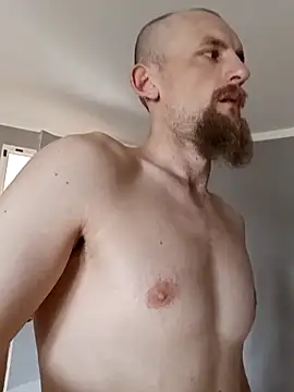 larzik94 online show from 03/11/26, 10:09