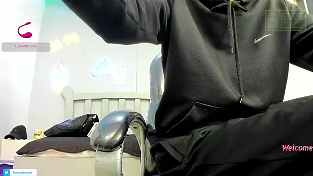 HarolddXL online show from 12/04/25, 01:32