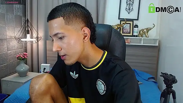 HarolddXL online show from 04/15/26, 07:58