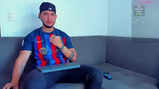 austinoficial online show from 10/13/25, 08:43