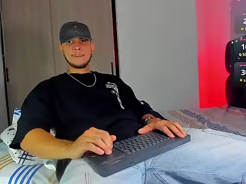 austinoficial online show from 12/21/25, 07:10