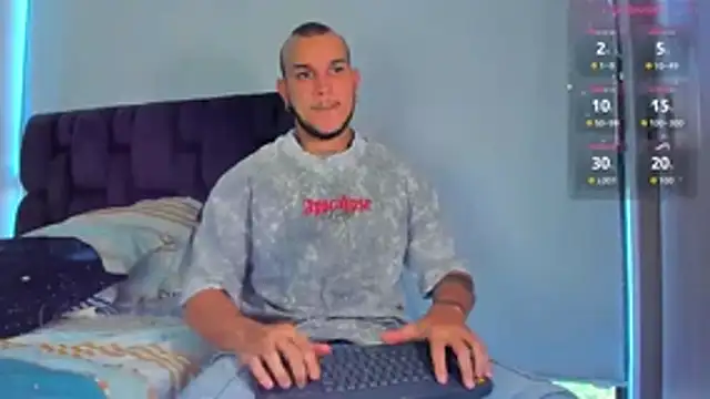 austinoficial online show from 02/11/26, 09:14