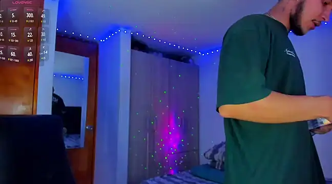 austinoficial online show from 03/21/25, 02:28