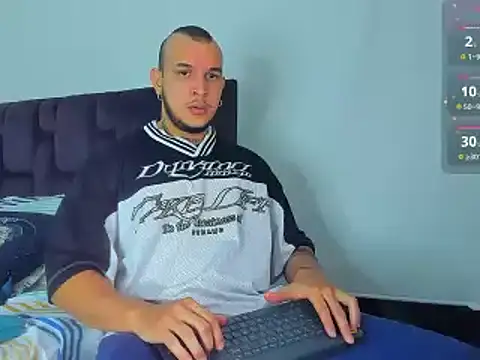 austinoficial online show from 02/10/26, 01:04