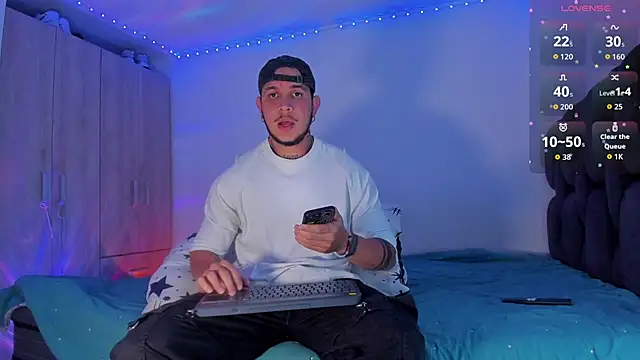 austinoficial online show from 11/29/25, 09:26