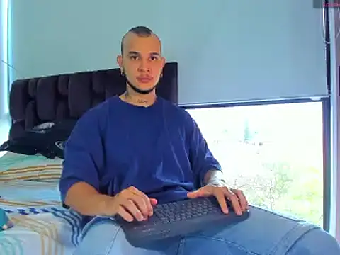 austinoficial online show from 02/07/26, 09:01