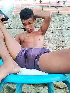 Snapshot of Black_Manba chatting on 09/22/25, 07:09 Black Manba online show from 09/22/25, 07:09