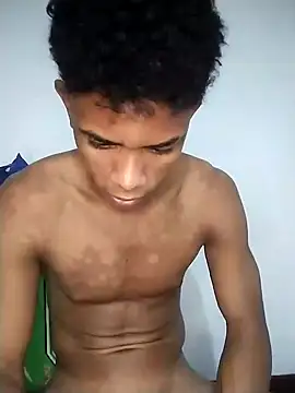 Snapshot of Black_Manba chatting on 02/17/25, 04:09 Black Manba online show from 02/17/25, 04:09