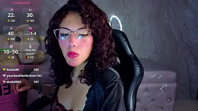 Snapshot of zoe_ch_ chatting on 06/28/26, 03:18 zoe ch online show from 06/28/26, 03:18