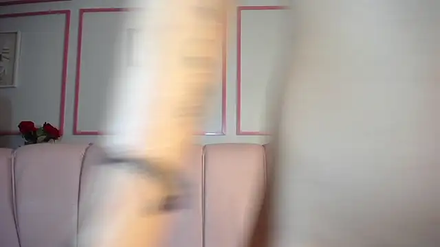 zoe ch  online show from 03/05/25, 12:49