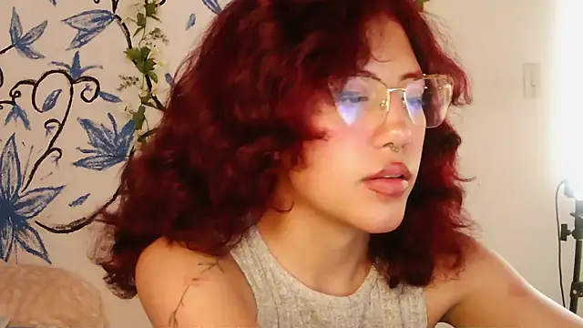 Snapshot of zoe_ch_ chatting on 02/25/26, 12:22 zoe ch online show from 02/25/26, 12:22