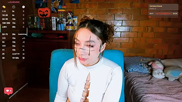 Annycolin  online show from 10/30/25, 04:22