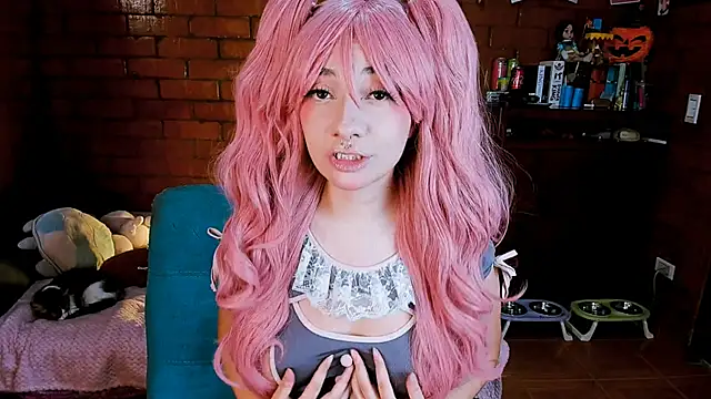 Annycolin  online show from 02/17/26, 10:07