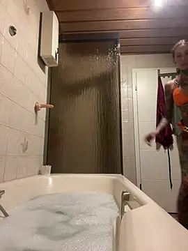 Snapshot of Black_sweet_Rose chatting on 01/19/25, 09:34 Black sweet Rose online show from 01/19/25, 09:34