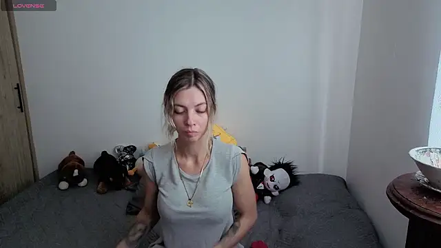 Princezzlove3 online show from 02/09/26, 01:09