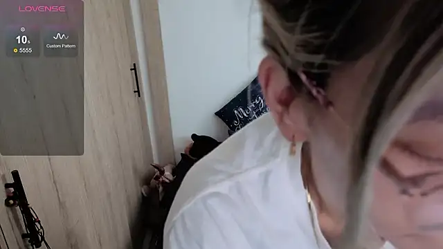 Princezzlove3 online show from 03/13/26, 01:27