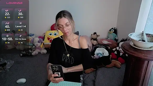 Princezzlove3 online show from 02/18/26, 12:23