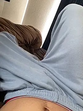 Snapshot of taniy_ chatting on 02/08/25, 12:28 taniy  online show from 02/08/25, 12:28