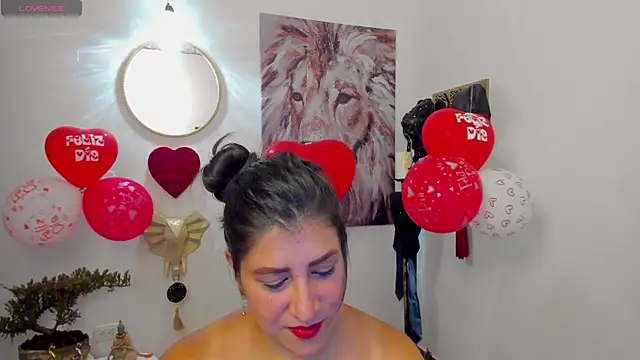 ambar victoria st online show from 02/13/25, 02:56