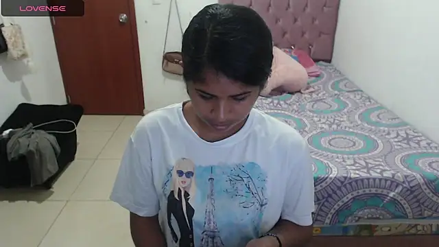 Snapshot of july-feria chatting on 02/19/25, 11:25 july-feria online show from 02/19/25, 11:25