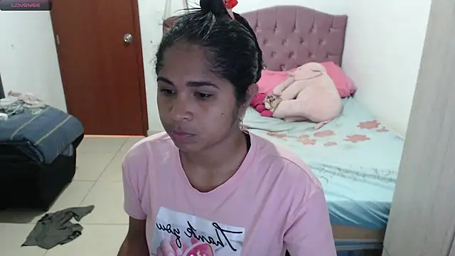 july-feria online show from 10/28/25, 05:23